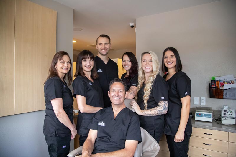 Team and doctors at Shull Family Dentistry in Salem, Or 